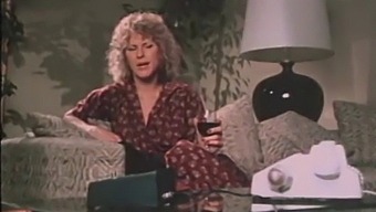 Προβολείς Vintage Πορνοστάρ: Οι Πιο Αξέχαστες Σκηνές Της China Cat