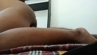 Desi Aunty Gets Naughty With A Young Guy In This Video