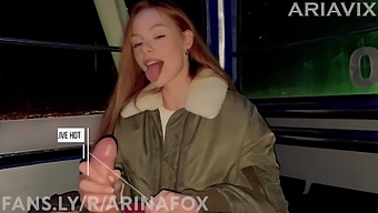 アフロディーテとの初デートを観覧車の中でスリル満点のpovビューで体験してください。彼女が巧みにパートナーを感動させるフェラチオで喜ばせるのを見てください。すべてがハイビジョンの60fpsに収められています。これは、あなたを息をのむような官能的なセックスセラピーの旅です。
